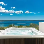 Villa Michelle - Infinity *