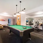 Michelle - Infinity Villa *
